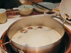 -洪氏嗨捞·猪肚鸡火锅(阳光天地店)