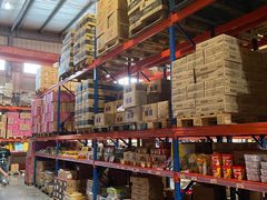 -洛哈思全球商品折扣仓(昆山路店)