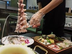 -得意咚瓜·顺德鱼生·冬瓜火锅(深圳首店)