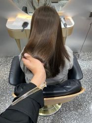 -Tloml salon
