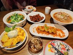 -新白鹿餐厅(滨江银泰店)