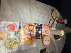 -必胜客(东大桥店)