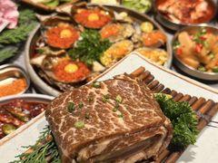 -草家酱蟹炭火烤肉店(珲春南路一店)