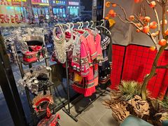 -由衷贵州酸汤牛肉火锅(新桥店)