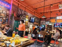 -蚝堡海鲜·威海菜·海肠捞饭·烧烤·亚洲吃蚝公司(幸福门店)