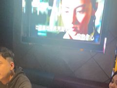 -K+全国连锁KTV(绿地缤纷天地店)