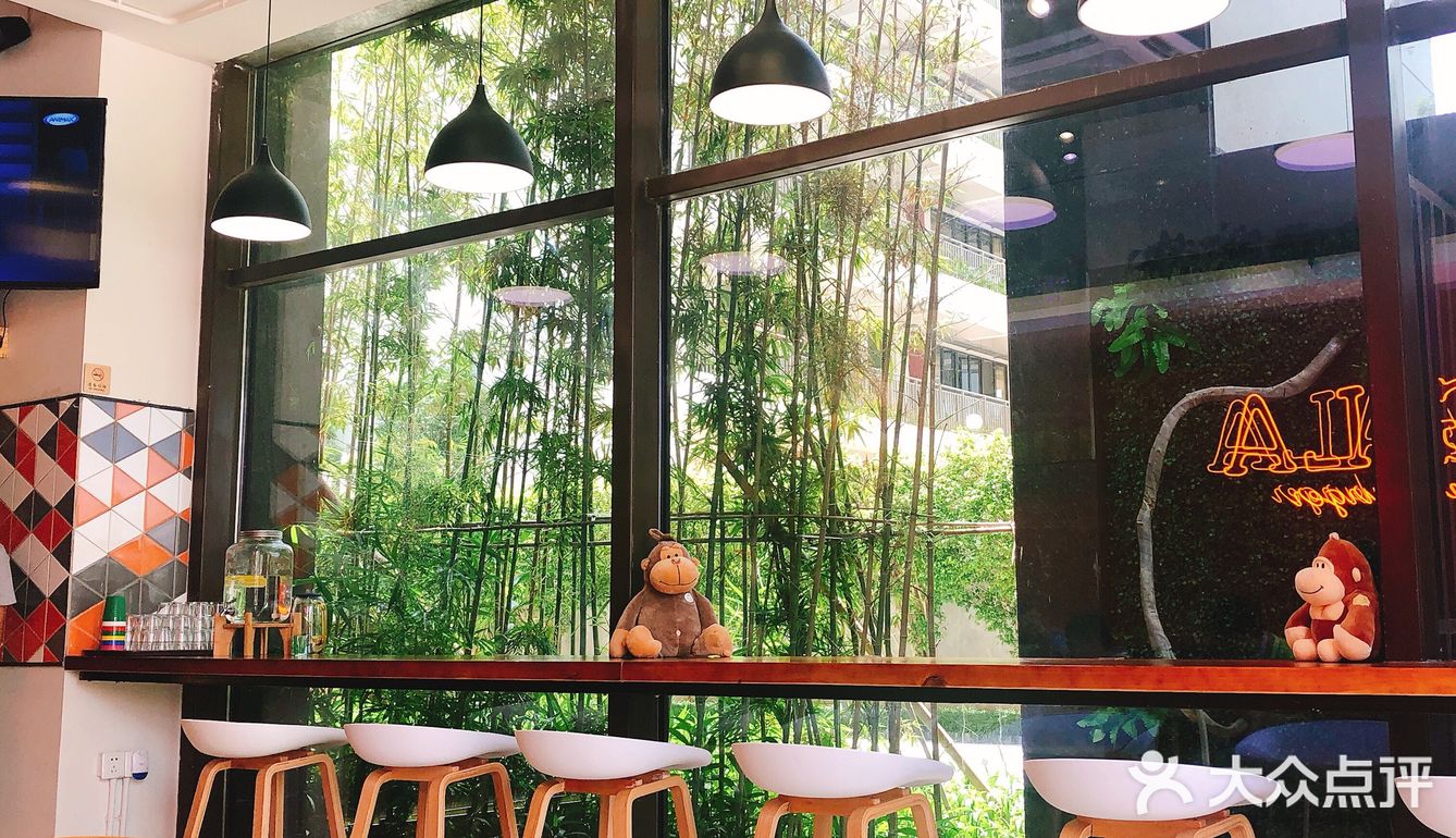 无奈只有一个胃好在离得近