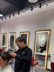 -P.R.O.salon 发哲