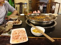 -邓莽子老火锅(中兴路总店)