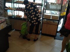 -85度C(生甜甜圈研究工坊·上海平凉店)