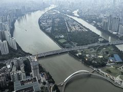 -广州塔卢特斯法国旋转餐厅