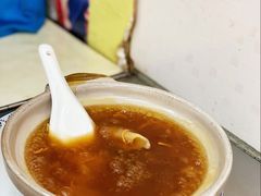 招牌花胶海参煲仔-添發碗仔翅美食