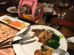 -四海一家自助餐(益田假日广场店)