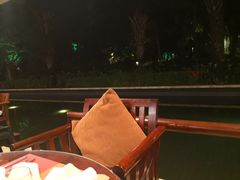 -亚龙湾喜来登·美景台大堂吧