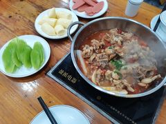 跳跳蛙火锅-专业跳跳蛙·彭彭老铺(步行街店)