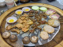 -阿昌白族石板烧·菌锅(大理古城店)