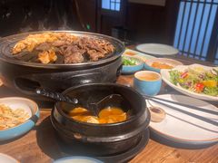 -明洞阿姨·韩式酱蟹烤肉·创意料理(三元桥店)