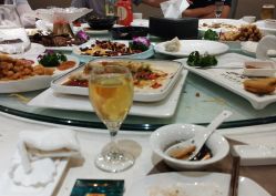 -鑫淼餐饮娱乐中心(江东街店)