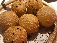 咸蛋黄麻团-哥老官重庆美蛙鱼头(虹口龙之梦店)