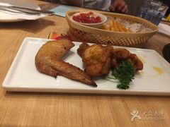 -必胜客(WOW中心城店)