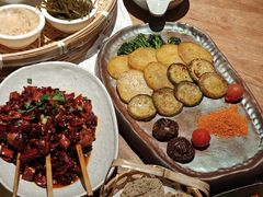 -包整·丝娃娃(一览甲秀楼风景店)