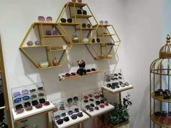 -肆兮眼镜·蔡司·徕卡战略合作店(大坪店)