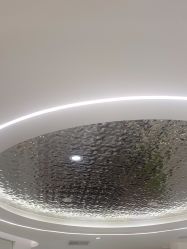 -苗方清颜痘肌研究所