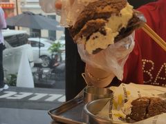 -W COLLECTIVE  DESSERT SHOP