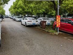 -上海瞻星停车场