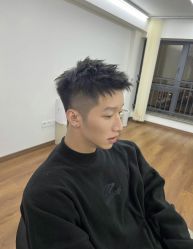 -藤野造型烫发染发