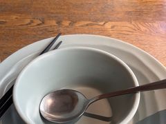 -蜜桃餐厅·伴山(湖滨商业街店)