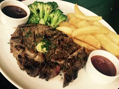 -WOLFGANG PUCK KITCHEN & BAR(迪士尼小镇店)