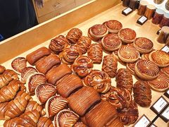 -LANLIZI BAKERY(COSMO店)