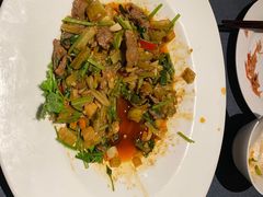 小炒大南门黄牛肉-山里亲戚(淞虹路店)