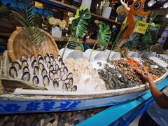 -领鲜活海鲜榴莲自助火锅(东门店)