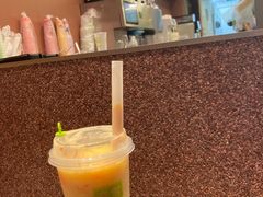 -奈雪的茶(华侨城创意园店)