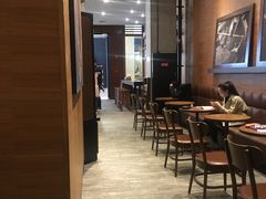 大堂-星巴克(大连柏威年店)