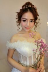 -艾米丽婚纱礼服