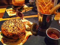 经典汉堡-FAT COW(虹梅路店)