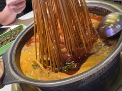 -钢管厂五区小郡肝串串香(蜀都万达店)