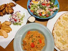 -JINNS锦时 steak&pizza(浸信会礼拜堂旧址店)