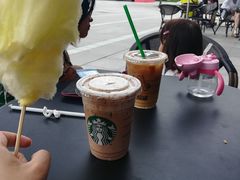 -星巴克(西安曲江银泰店)
