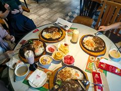 -豪享来中西餐厅(延安东路店)