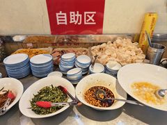 -老码头黑皮肘子锅包肉(赣水路店)