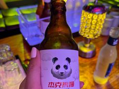 -喜鹊音乐酒馆(西街店)