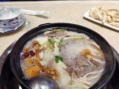 -九寨特色牦牛肉汤锅 羊肉汤锅