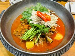 -喇喇排骨火锅·传统韩式脊骨汤(望京西园总店)
