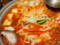 泡菜肥牛部队锅-春熙台韩国料理·章鱼肥牛(西丽店)