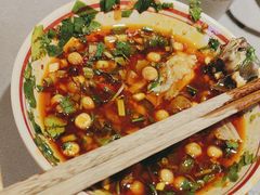 -吃城都·鱼蛙火锅(西玉龙街店)