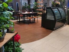 -舌尖上的食缘花园主题餐厅